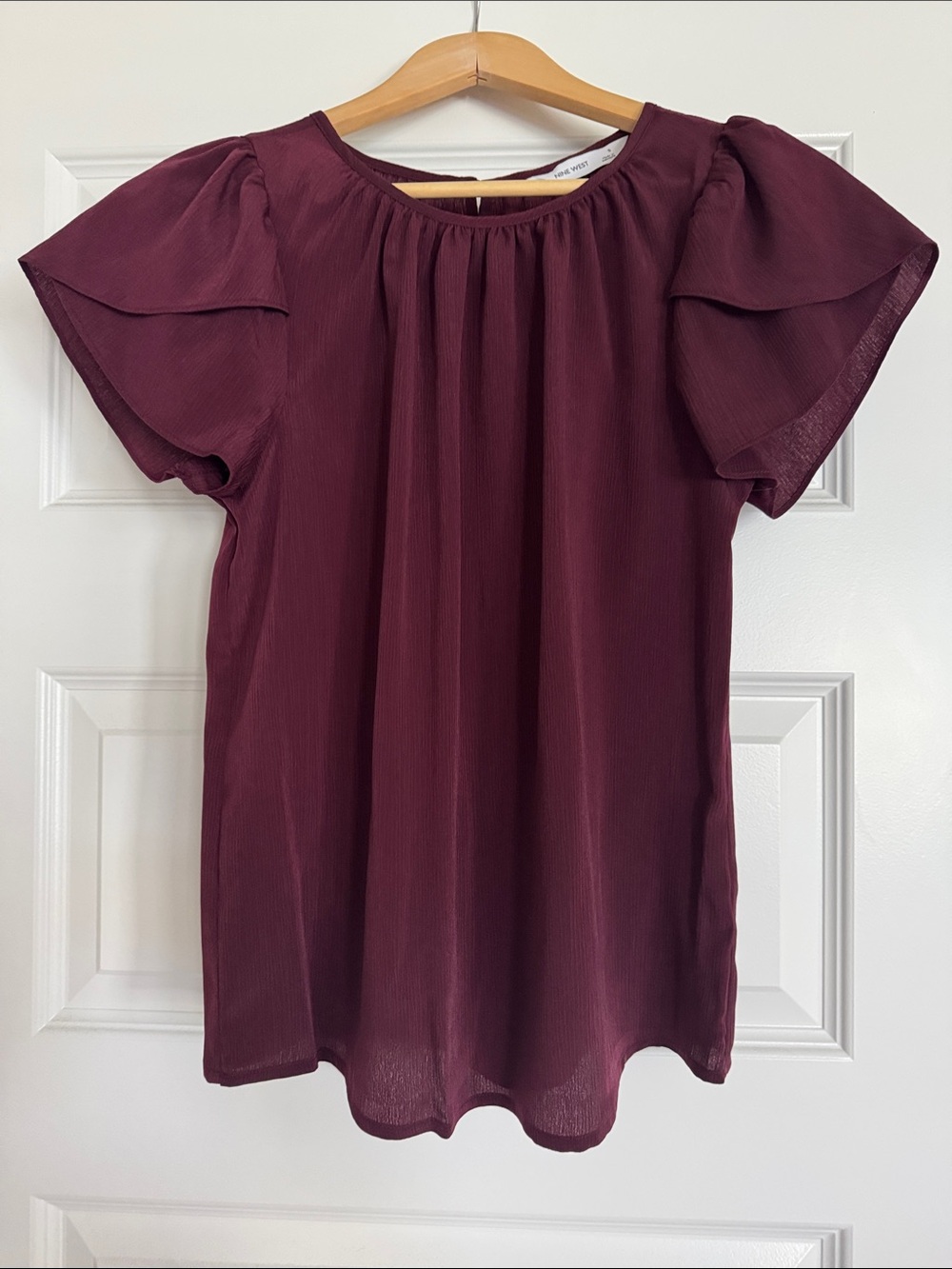 Nine West Women’s Size S Peasant Top Short Sleeve- Burgundy